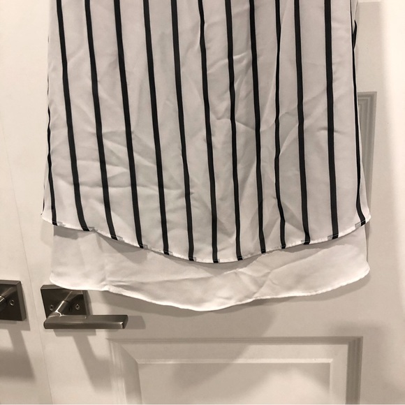 Torrid Swing Tank - Picture 4 of 5